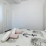 Apartment Dino *